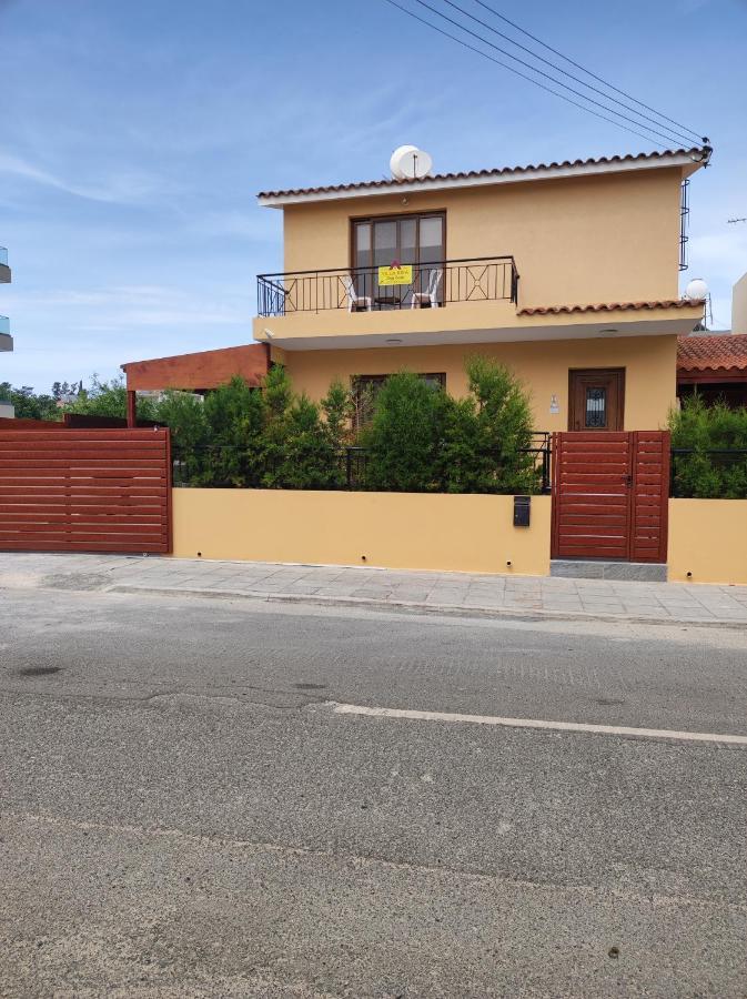 Villa Rina Paphos Eksteriør billede
