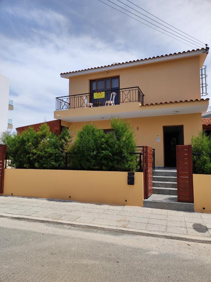 Villa Rina Paphos Eksteriør billede