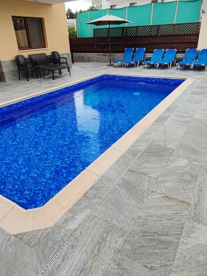 Villa Rina Paphos Eksteriør billede